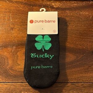 NWT Pure Barre Feeling Tucky Shamrock Sticky Socks size S